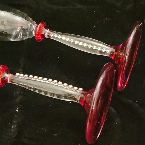 Beautiful Fluted Champaign Glasses. Gem decor stems. - Picture 3 of 3